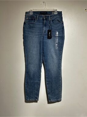 Tommy Curvy skinny ankle Jeans in Medium Blue